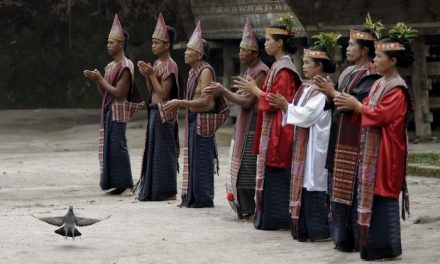 Keunikan Ragam Tradisi Di Berbagai Daerah Di Indonesia