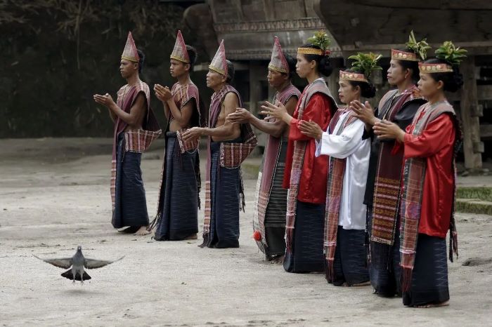 Keunikan Ragam Tradisi Di Berbagai Daerah Di Indonesia