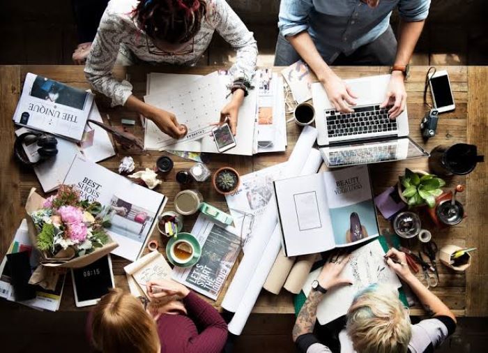 Tren Bisnis Kreatif Yang Menarik Perhatian Generasi Muda