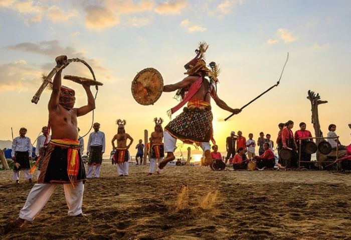 Keunikan Budaya Lokal Yang Menjadi Warna Kehidupan